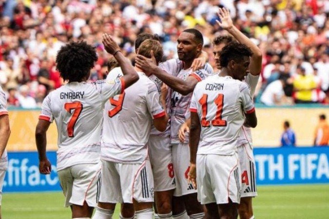 Jogadores do Bayen comemoram. Time elimina o Flamengo e está nas quartas de final do Mundial - (crédito: Foto: Divulgação / Bayern) Jogadores do Bayen comemoram. Time elimina o Flamengo e está nas quartas de final do Mundial - (crédito: Foto: Divulgação / Bayern)