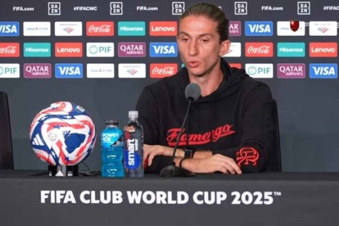 Filipe Luís vê Flamengo forçado a falhar em derrota para o Bayern de Munique -  (crédito: Foto: Reprodução)