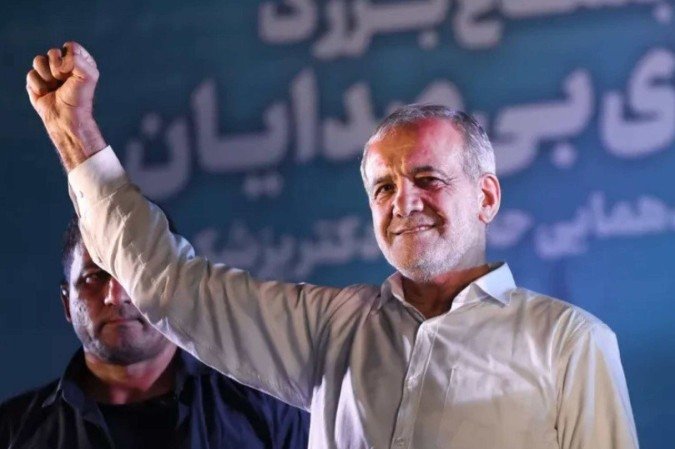 Pezeshkian é considerado alvo militar pelos israelenses