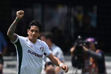 Germán Cano comemora o gol da classificação tricolor na histórica partida 200 dele com a camisa do Fluminense -  (crédito:  Angela Weiss/AFP)