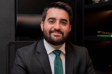 Victor Hugo Scandalo Rocha é advogado, especialista em direito tributário e planejamento tributário, especialista em contabilidade financeira e tributária e diretor jurídico do Movimento Destrava Brasil -  (crédito: Divulgação)