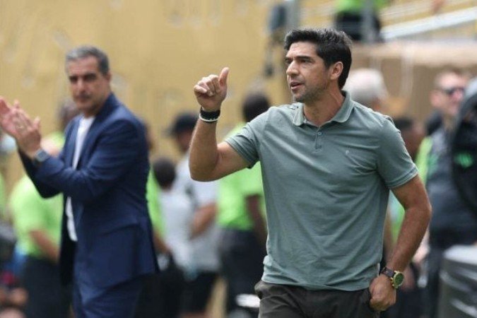 Abel tem discurso inflamado na preleção e se declara ao elenco após classificação  -  (crédito: - Foto: Cesar Greco/Palmeiras)