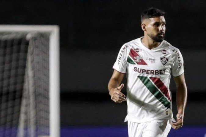 IGNÁCIO - Jogo simplesmente espetacular do camisa 4 do Fluminense. Tirou todas no ar e não desistiu de nenhuma jogada. Guerreiro demais. NOTA 8,5. Foto: Lucas Merçon/Fluminense