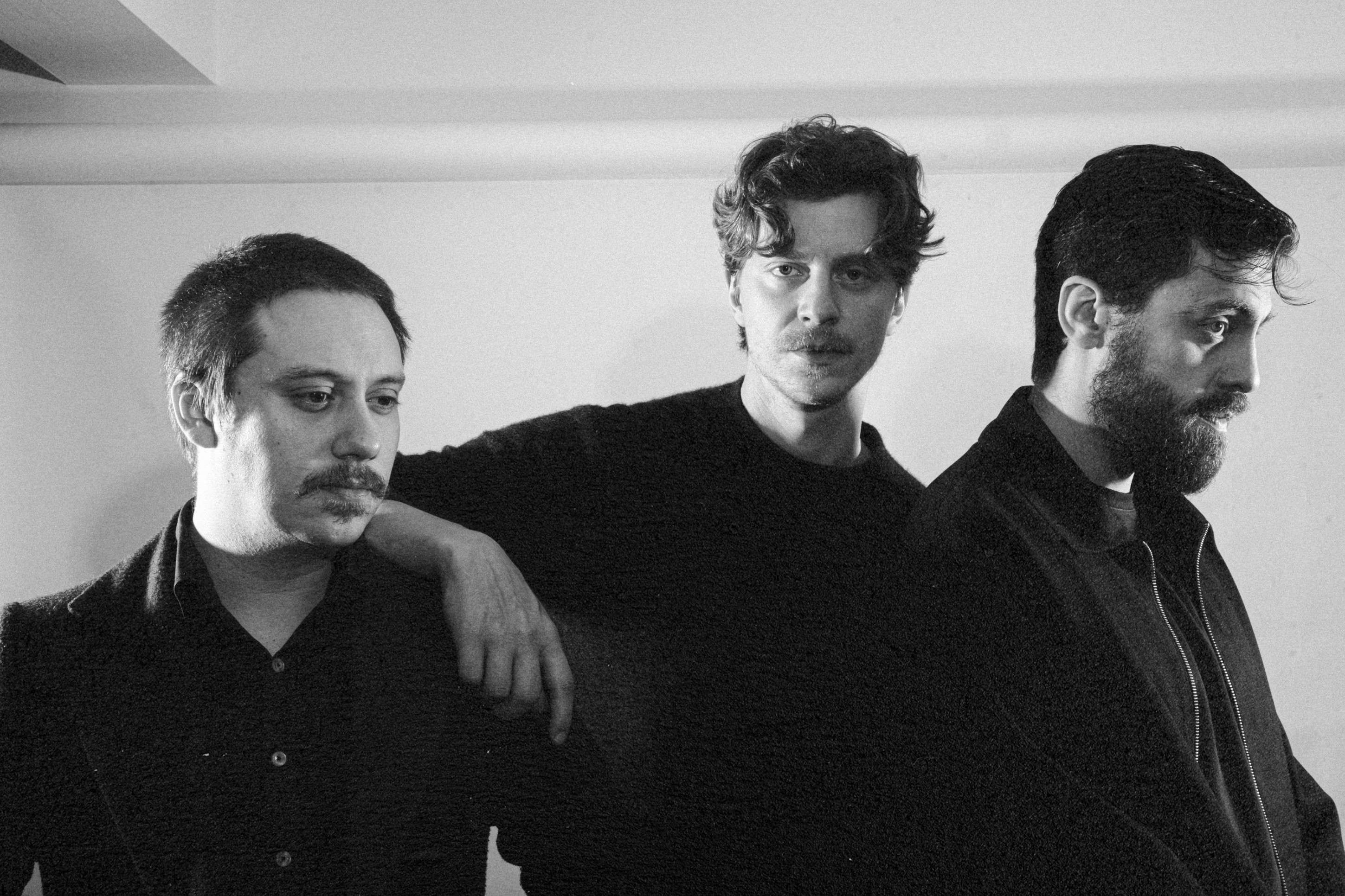 Scalene comemora os 10 anos do álbum Éter no Toinha Brasil