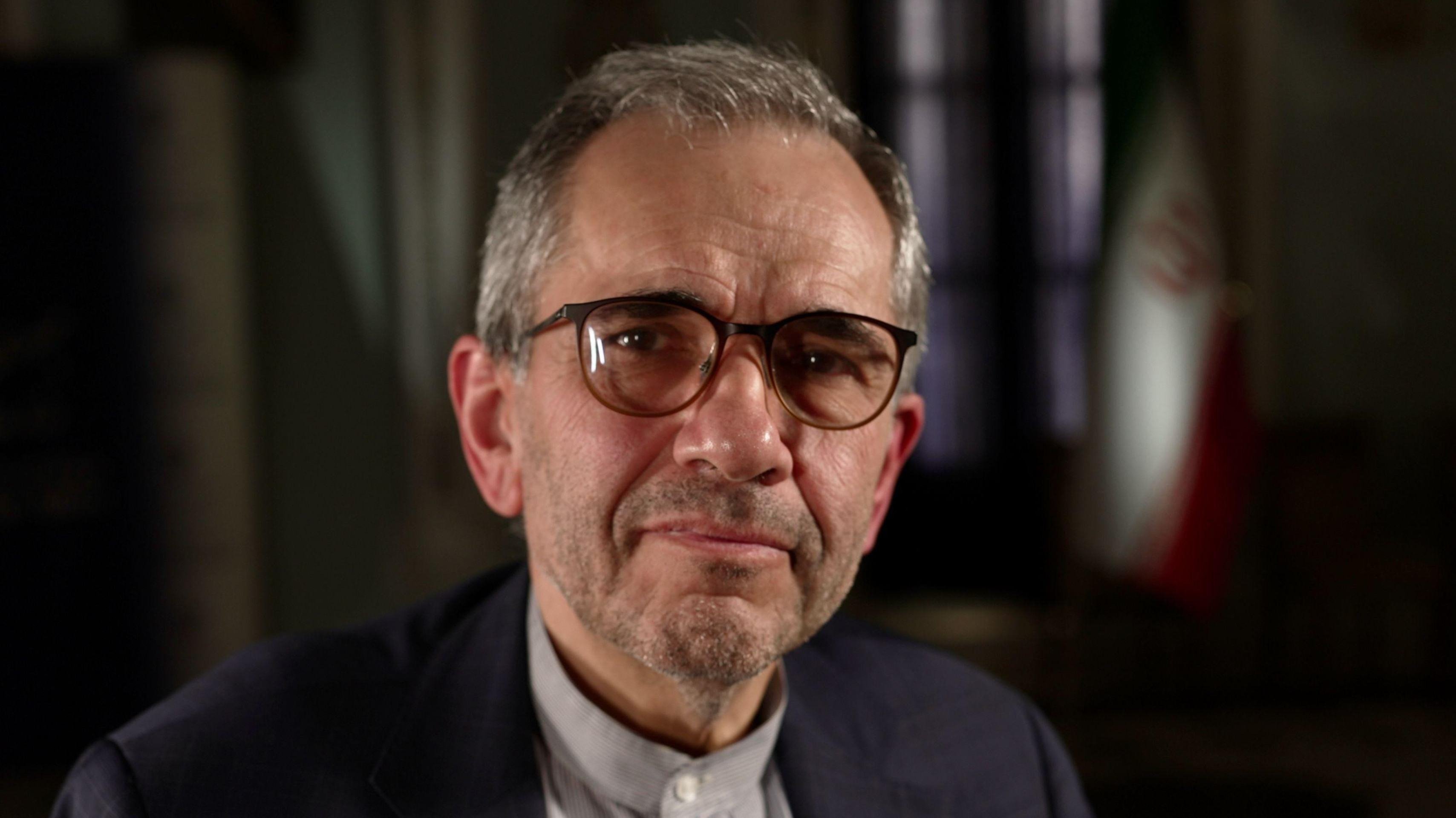 'Vamos insistir em ter programa nuclear', diz ministro iraniano à BBC