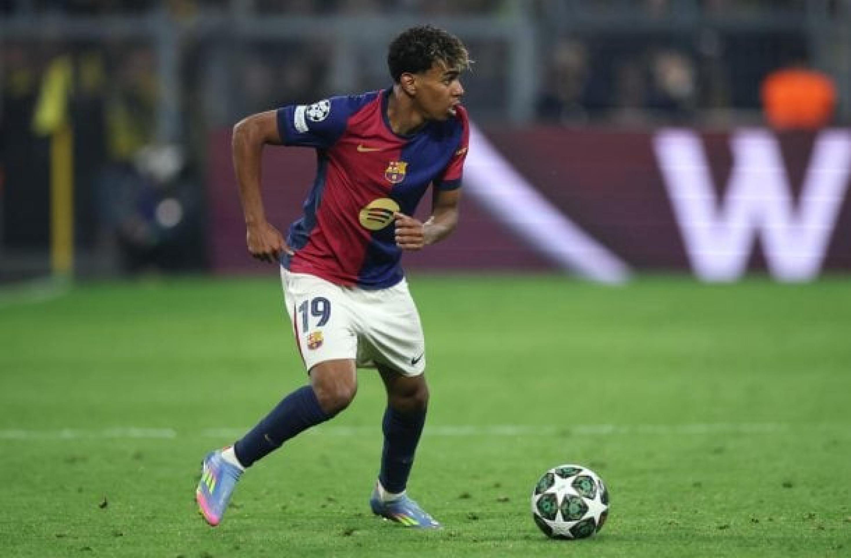 Atualmente, Yamal veste a camisa de número 19 no Barça  -  (crédito: Photo by Alex Grimm/Getty Images)