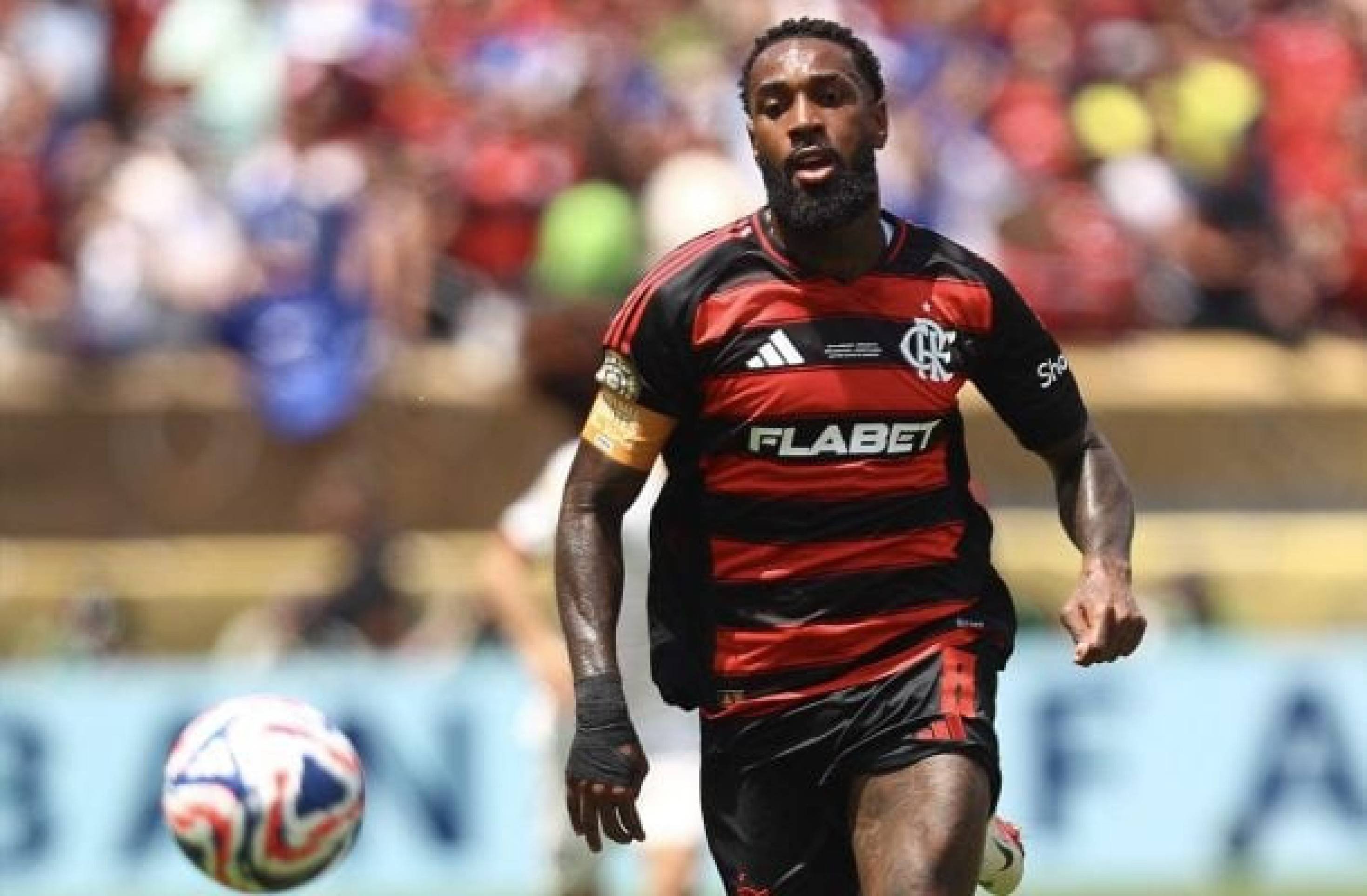 Gerson balança com proposta do Al-Nassr e tem futuro indefinido