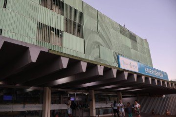 Bombeiro da reserva dá voz de prisão a vigilantes no Hospital de Base e é detido -  (crédito:  Bruna Gaston CB/DA Press)