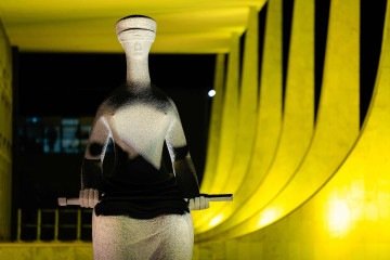 Para 48% dos parlamentares ouvidos, o Supremo Tribunal Federal (STF) tem uma atuação negativa - (crédito: Fellipe Sampaio /STF) Para 48% dos parlamentares ouvidos, o Supremo Tribunal Federal (STF) tem uma atuação negativa - (crédito: Fellipe Sampaio /STF)