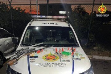 Prisão em flagrante ocorreu nessa segunda-feira (30) em Água Quente - (crédito: Divulgação/PMDF) Prisão em flagrante ocorreu nessa segunda-feira (30) em Água Quente - (crédito: Divulgação/PMDF)