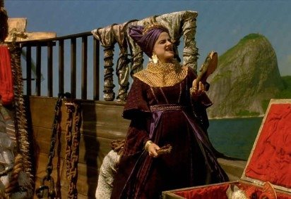 Marieta Severo protagonizou "Carlota Joaquina - A princesa do Brazil", filme de 1995 que volta às salas de cinema em 14 de agosto


 -  (crédito: Copacabana Filmes/divulgaÃ§Ã£o)