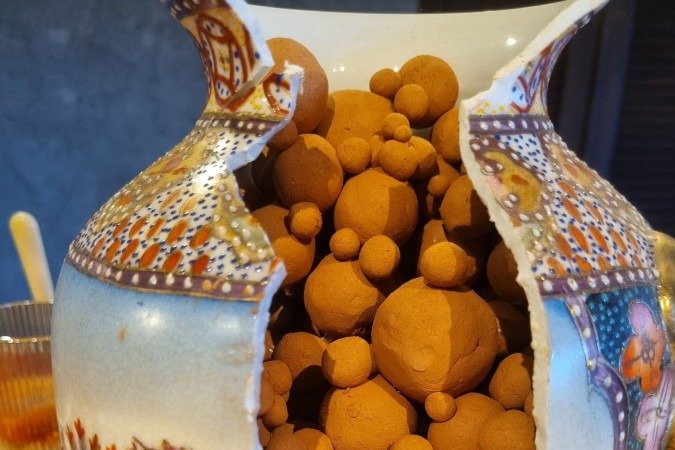 Modelar, tramar, servir,
Exposição de Beatriz da Terra e Carlos Lin. Visitação até 6 de setembro, por agendamento, de 16h às 21h, no Vilarejo 21 (Altiplano Leste, Rua 7, Ch 21, Cas 7)