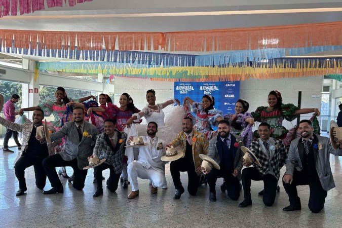 Quadrilhas juninas são protagonistas do Arraial de Belô - (crédito: Uai Turismo) Quadrilhas juninas são protagonistas do Arraial de Belô - (crédito: Uai Turismo)