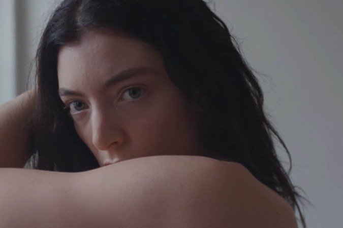 Lorde mira 1º lugar com “Virgin” e disputa topo das paradas -  (crédito: TMJBrazil)