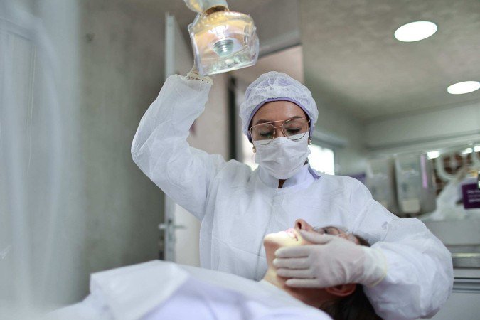 Unidade móvel com dois consultórios ficará estacionada no Parque de Exposição entre os dias 7 e 31 de julho, de segunda a sexta-feira - (crédito: Neodent/Divulgação) Unidade móvel com dois consultórios ficará estacionada no Parque de Exposição entre os dias 7 e 31 de julho, de segunda a sexta-feira - (crédito: Neodent/Divulgação)
