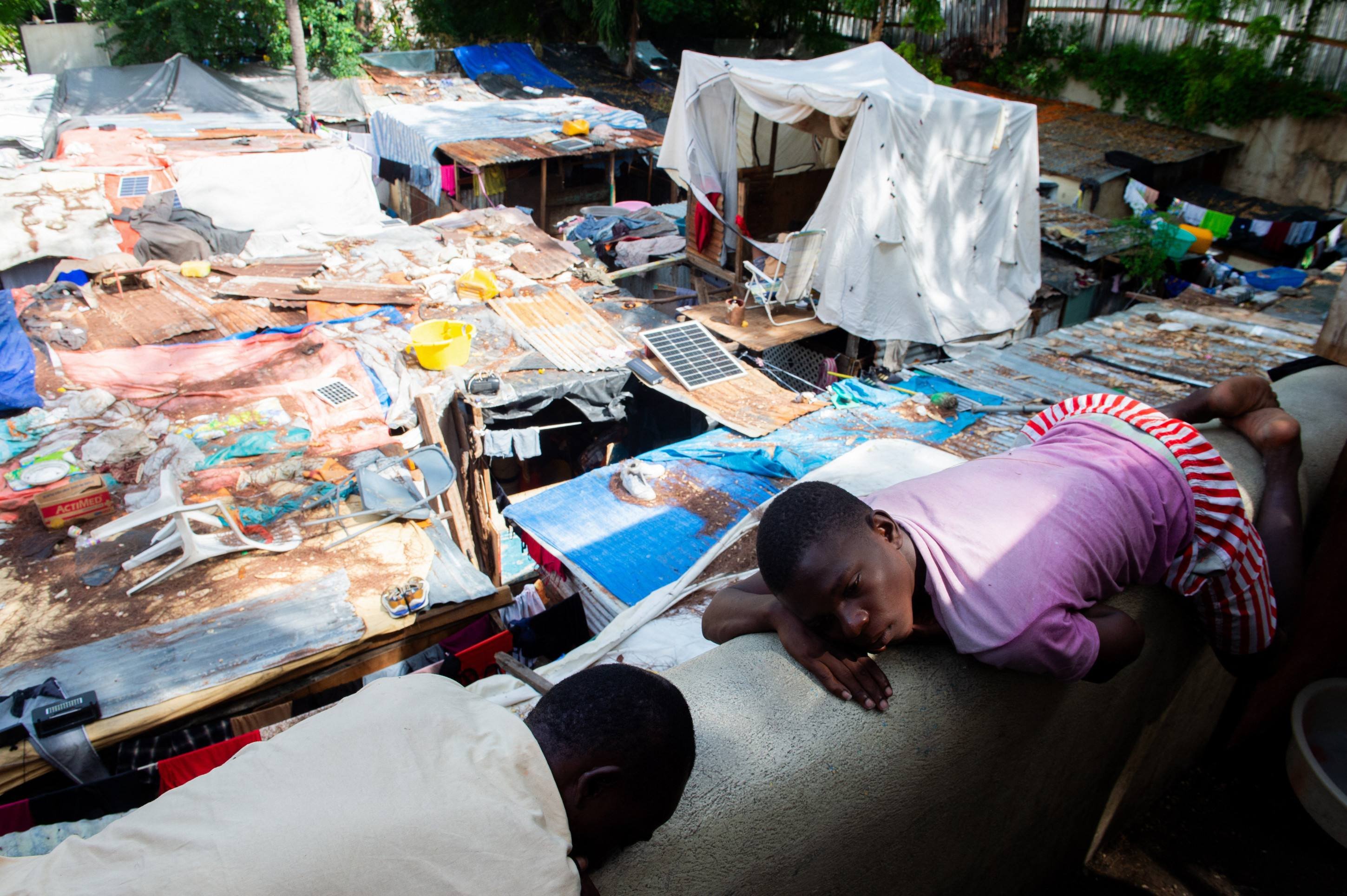 Crime controla 90% da capital do Haiti, diz ONU Crime controla 90% da capital do Haiti, diz ONU