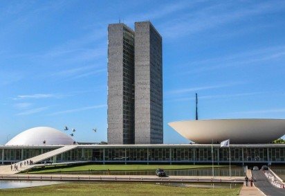 Nova PEC recria calote de precatórios e deve fazer dívida explodir -  (crédito: Antônio Cruz/Agencia Brasil)