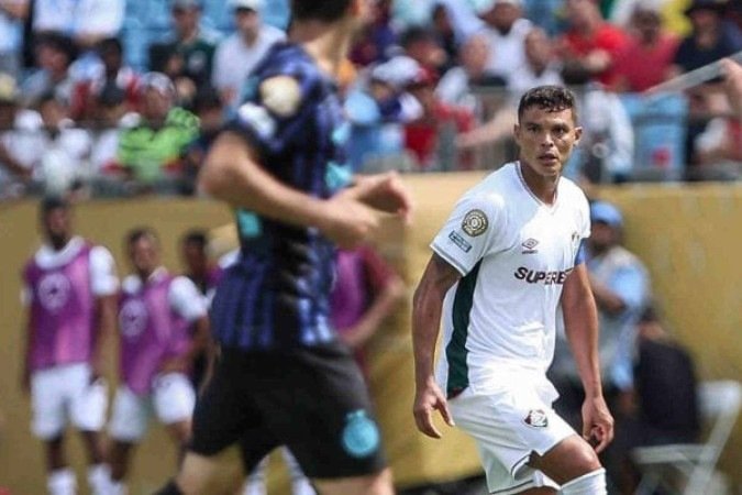 Thiago Silva em ação com a camisa do Fluminense diante da Inter de Milão - (crédito: Foto: Lucas Merçon/Fluminense) Thiago Silva em ação com a camisa do Fluminense diante da Inter de Milão - (crédito: Foto: Lucas Merçon/Fluminense)