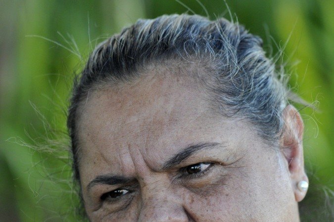 "Eu acho que, se eles expandirem será preciso garantir a compra de mais trens, porque direto vemos o metrô parado, trem quebrado, etc. É difícil se passar uma semana sem que isso aconteça. Se expandir sem comprar mais trens, vai ficar tudo mais lotado e mais caótico"
Katia Silva, 52 anos, desempregada, moradora de Samambaia 
