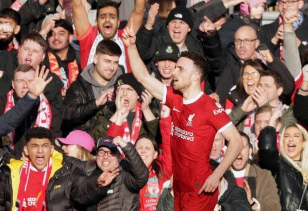 Ian Hodgson/AFP via Getty Images