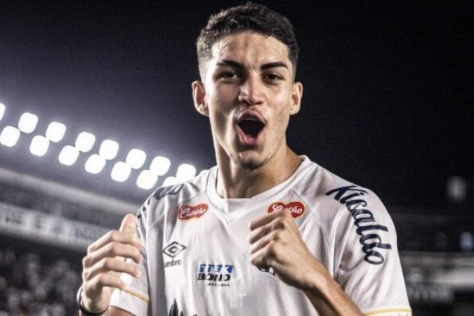 Santos tem percentual de Jair e pode lucrar com venda -  (crédito: Foto: Raul Berreta / Santos FC)