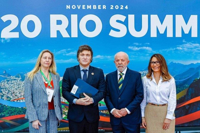 Lula chegou na Argentina na quarta-feira para uma visita breve e pontual - (crédito: Tomás Cuesta/Reuters) Lula chegou na Argentina na quarta-feira para uma visita breve e pontual - (crédito: Tomás Cuesta/Reuters)