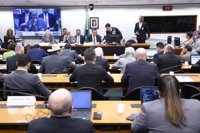 A audiência foi marcada por falas debochadas de deputados da oposição - (crédito: Vinicius Loures / Câmara dos Deputados) A audiência foi marcada por falas debochadas de deputados da oposição - (crédito: Vinicius Loures / Câmara dos Deputados)