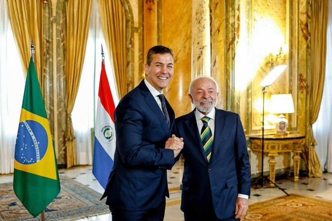 Foi o primeiro encontro entre os dois presidentes após a revelação do caso de espionagem, em março deste ano. -  (crédito:  Ricardo Stuckert/PR)