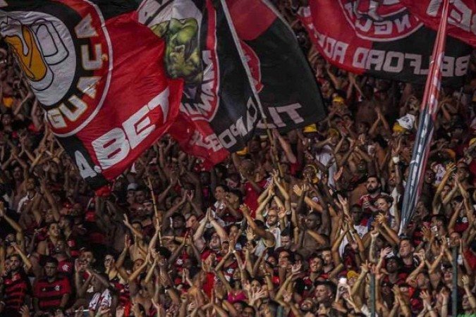 Organizada do Flamengo retornará às arquibancadas após suspensão - (crédito: Foto: PaulaReis/Flamengo) Organizada do Flamengo retornará às arquibancadas após suspensão - (crédito: Foto: PaulaReis/Flamengo)