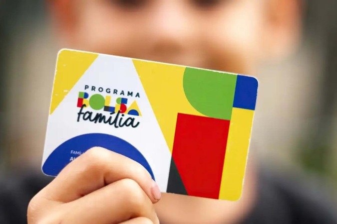 Bolsa Família começa pagamentos nesta quarta-feira (17/9)
 -  (crédito: Foto: Lyon Santos/Agência Brasil)