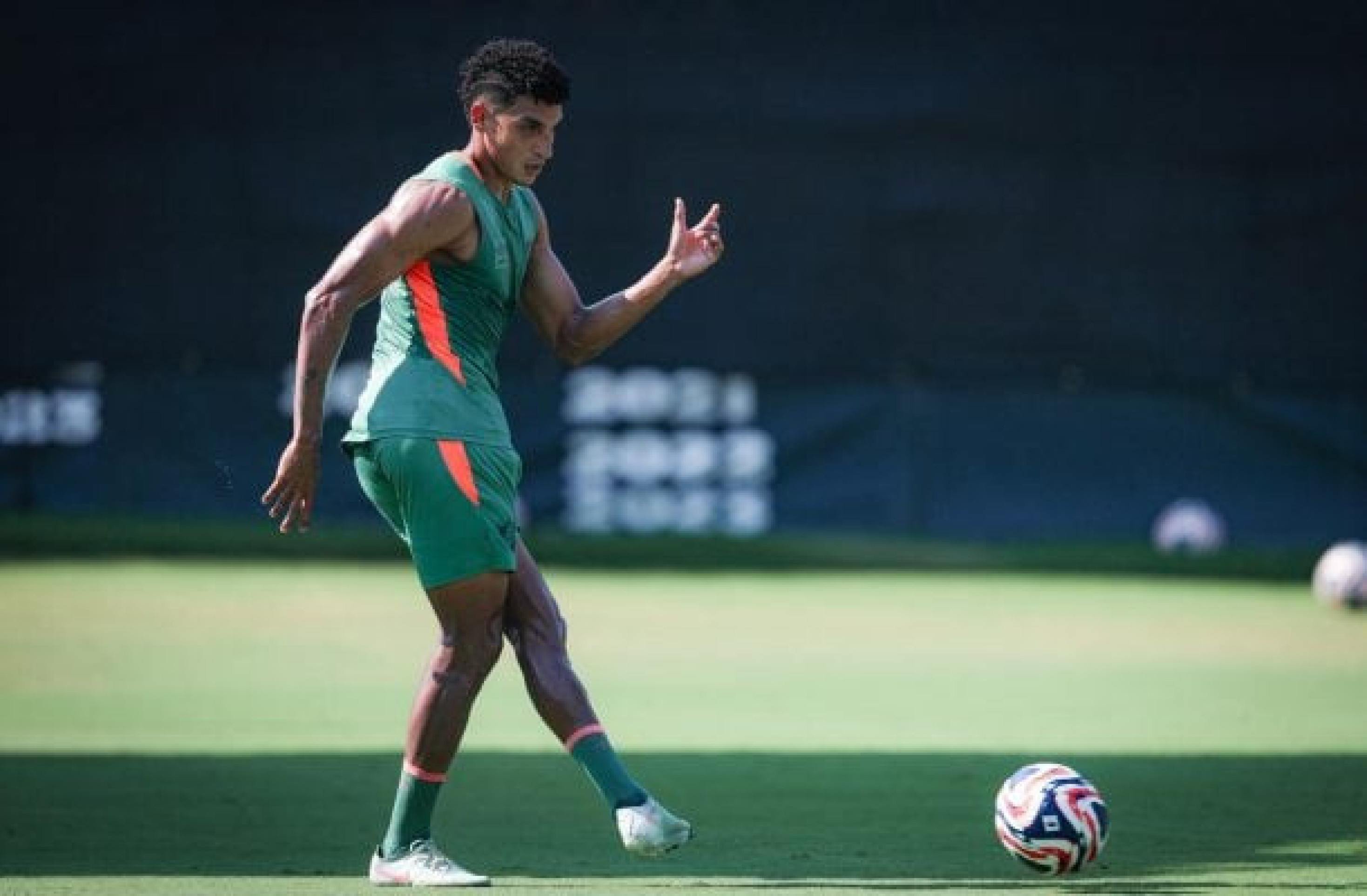 Fuentes ressalta atitude do Fluminense na sequência do Mundial: ‘Desejo de fazer história’