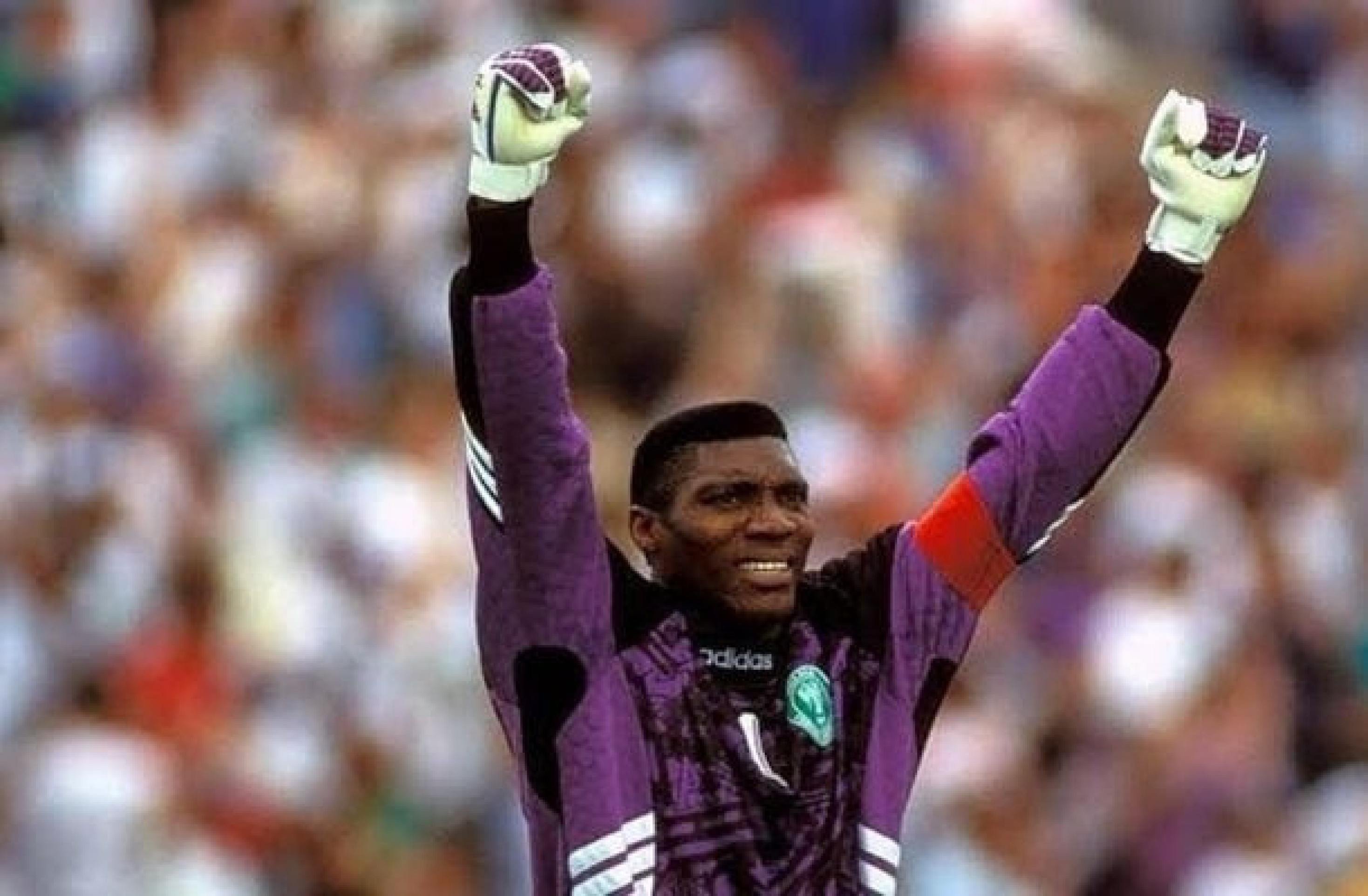 Morre “príncipe” Peter Rufai, goleiro da Nigéria das Copa de 94 e 98