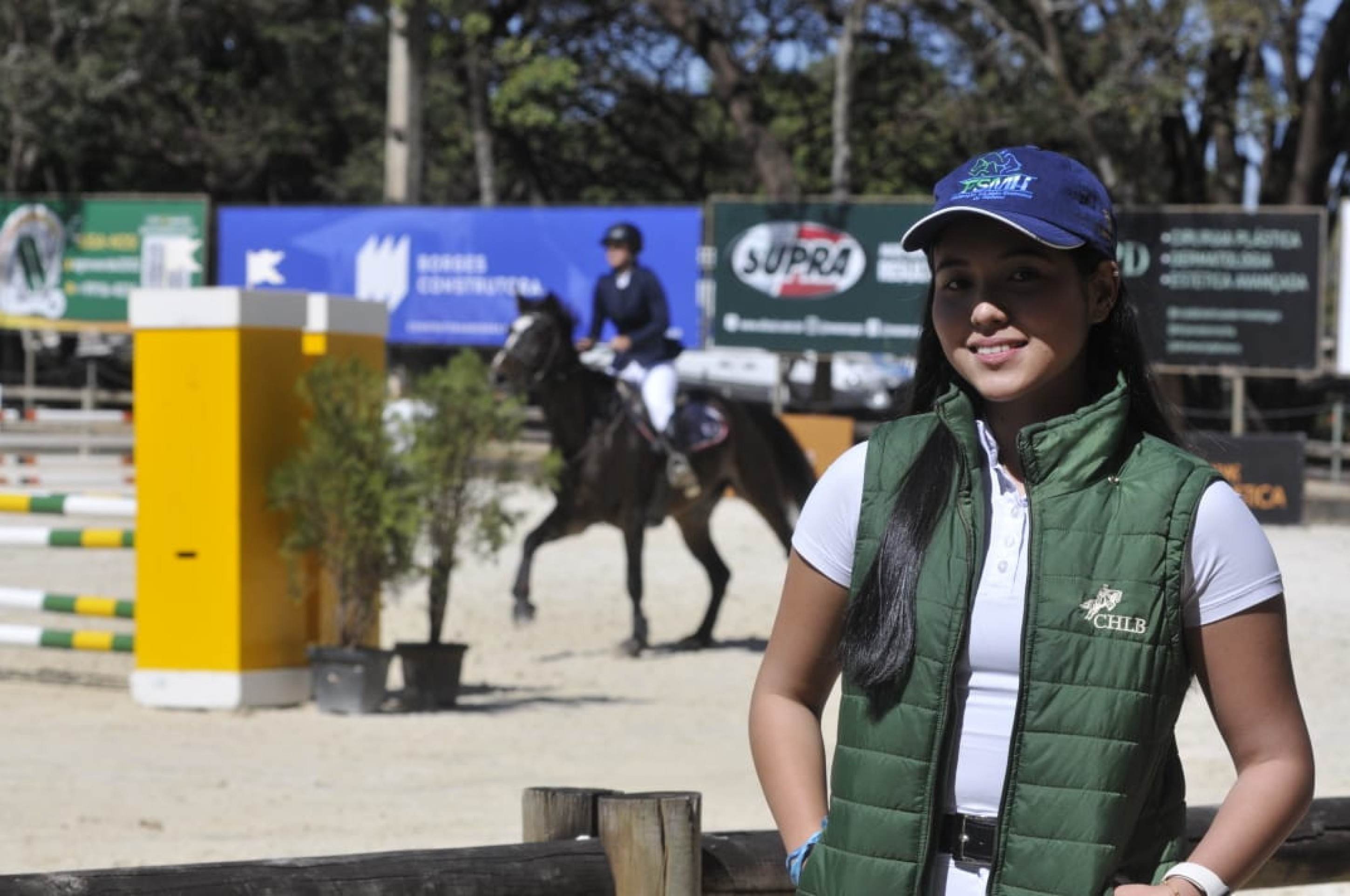 Primeiros saltos marcam início de campeonato de hipismo em Brasília Primeiros saltos marcam início de campeonato de hipismo em Brasília