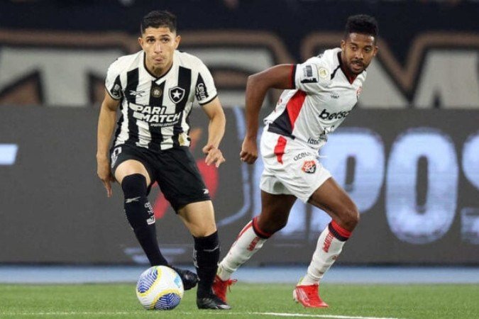 Em 2024, Botafogo e Vitória empataram no Estádio Nilton Santos, no Brasileirão - (crédito: Foto: Vitor Silva/Botafogo) Em 2024, Botafogo e Vitória empataram no Estádio Nilton Santos, no Brasileirão - (crédito: Foto: Vitor Silva/Botafogo)
