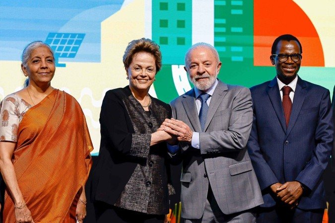 O presidente Lula participou de reunião do O presidente Lula participou de reunião do