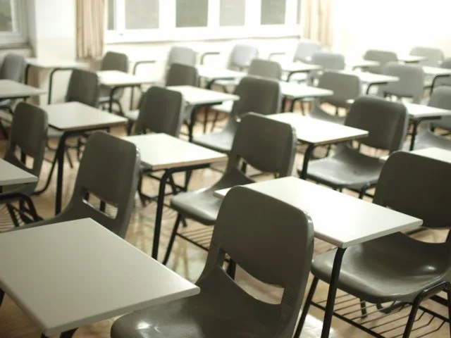 O quanto você é bom em reconhecer celebridades da música? Recentemente, uma professora do ensino médio dos Estados Unidos resolveu testar o conhedimento dos alunos em sala de aula. E o resultado viralizou na internet. - (crédito: MChe Lee Unsplash) O quanto você é bom em reconhecer celebridades da música? Recentemente, uma professora do ensino médio dos Estados Unidos resolveu testar o conhedimento dos alunos em sala de aula. E o resultado viralizou na internet. - (crédito: MChe Lee Unsplash)