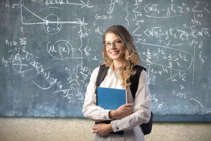 A preparação para a prova de matemática do Enem exige repertório e estratégia (Imagem: Ollyy | Shutterstock) - (crédito: EdiCase) A preparação para a prova de matemática do Enem exige repertório e estratégia (Imagem: Ollyy | Shutterstock) - (crédito: EdiCase)