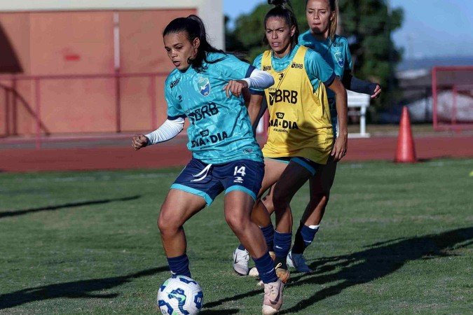 Gabi crê no retorno do Minas ao topo do futebol feminino do Brasil - (crédito: Patricy Albuquerque/Minas Brasília) Gabi crê no retorno do Minas ao topo do futebol feminino do Brasil - (crédito: Patricy Albuquerque/Minas Brasília)