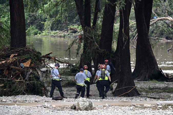 Enchente no Texas deixa 27 mortos, incluindo nove crianças