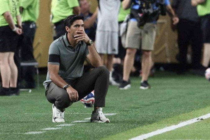 Abel lamentou a eliminação do Palmeiras nas quartas de final do Mundial de Clubes - (crédito: Foto: Cesar Greco/Palmeiras) Abel lamentou a eliminação do Palmeiras nas quartas de final do Mundial de Clubes - (crédito: Foto: Cesar Greco/Palmeiras)