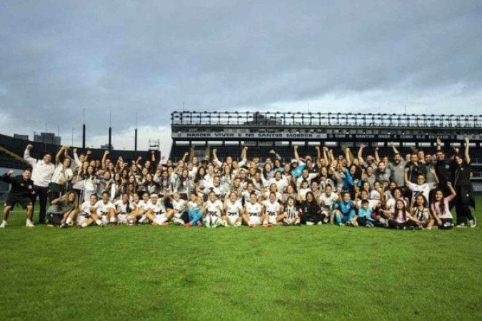 Santos está de volta à elite do Brasileirão Feminino - (crédito: Foto: Divulgação / Santos) Santos está de volta à elite do Brasileirão Feminino - (crédito: Foto: Divulgação / Santos)