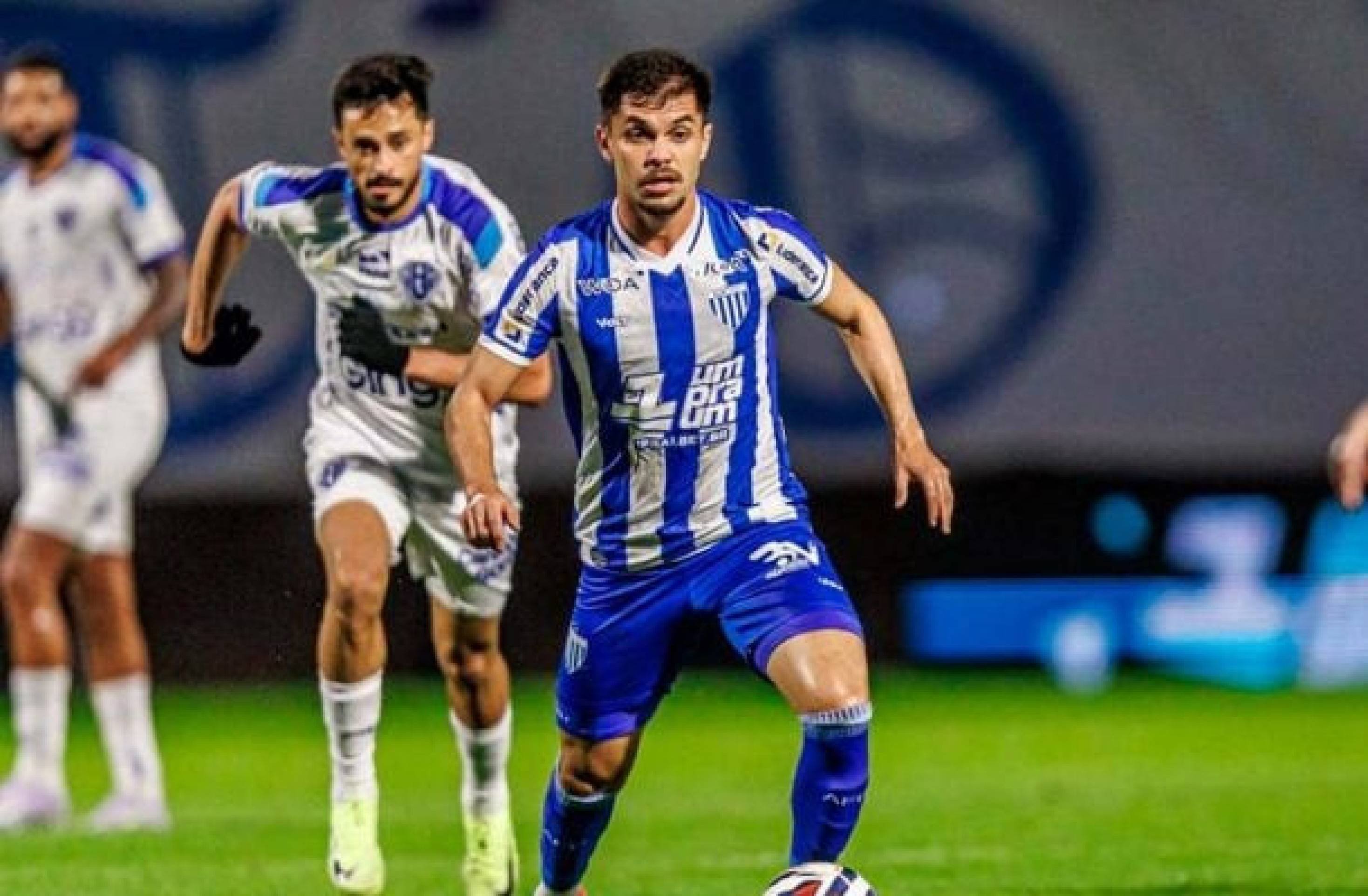 Avaí e Paysandu não saem do zero na Ressacada