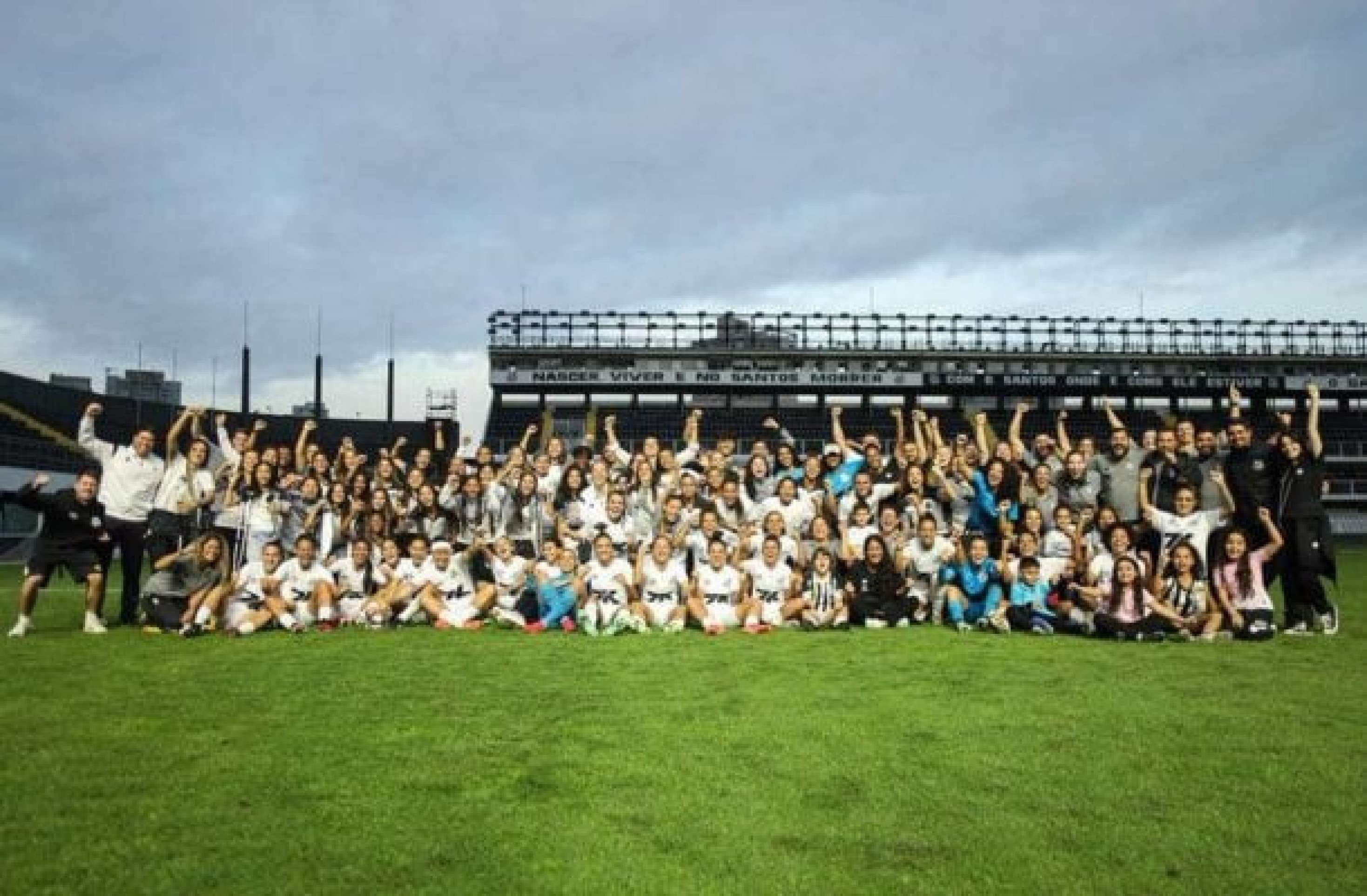 Santos vence o Ação-MT e está de volta à elite do Brasileirão Feminino Santos vence o Ação-MT e está de volta à elite do Brasileirão Feminino
