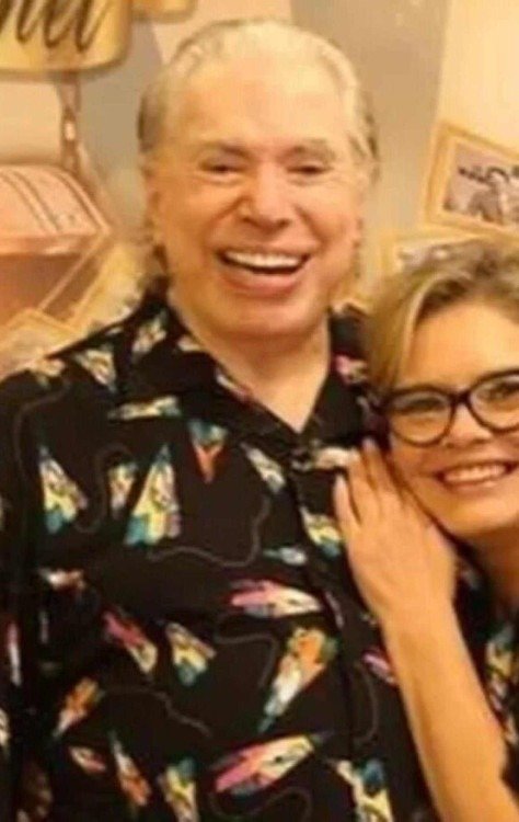 Segundo Cintia, ela e os filhos ficaram no meio de um impasse entre o ex-marido e Silvio Santos. 'Meu pai não me ajudava porque achava que era obrigação do pai dos meus filhos, e meu ex não fazia porque achava que meu pai era rico', explicou -  (crédito: Reprodução)