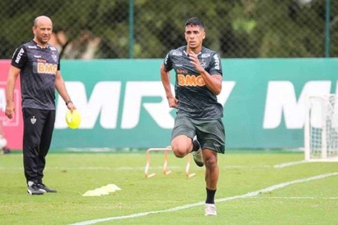 Daniel Penha foi emprestado para o Dalian Yingbo, da China - (crédito: Foto: Bruno Cantini/Atlético-MG) Daniel Penha foi emprestado para o Dalian Yingbo, da China - (crédito: Foto: Bruno Cantini/Atlético-MG)