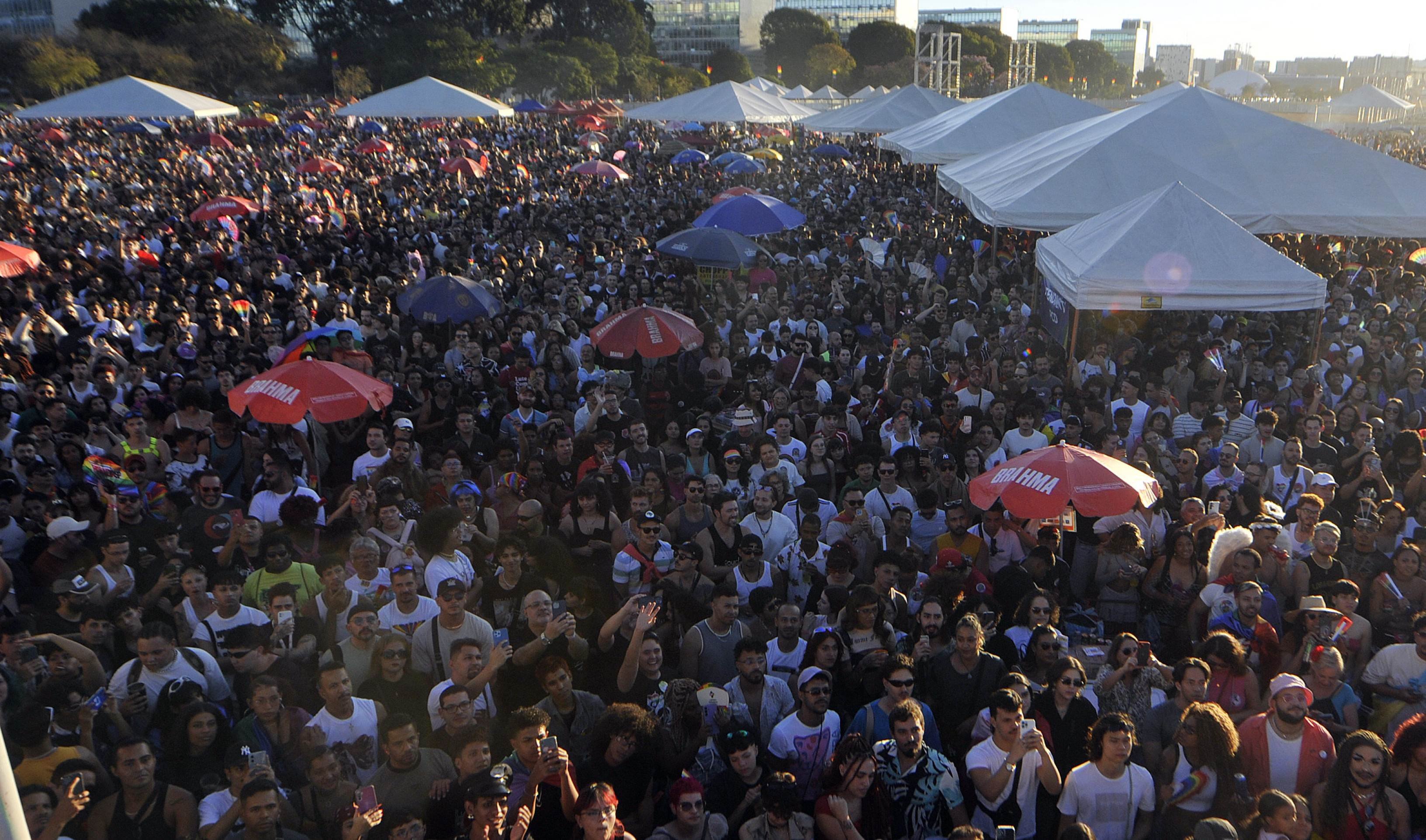  06/07/.2025 Ed Alves CB/DA Press. Cidades. Passeata LGBTQIA+ 2025 - Esplanada dos Ministerios. 