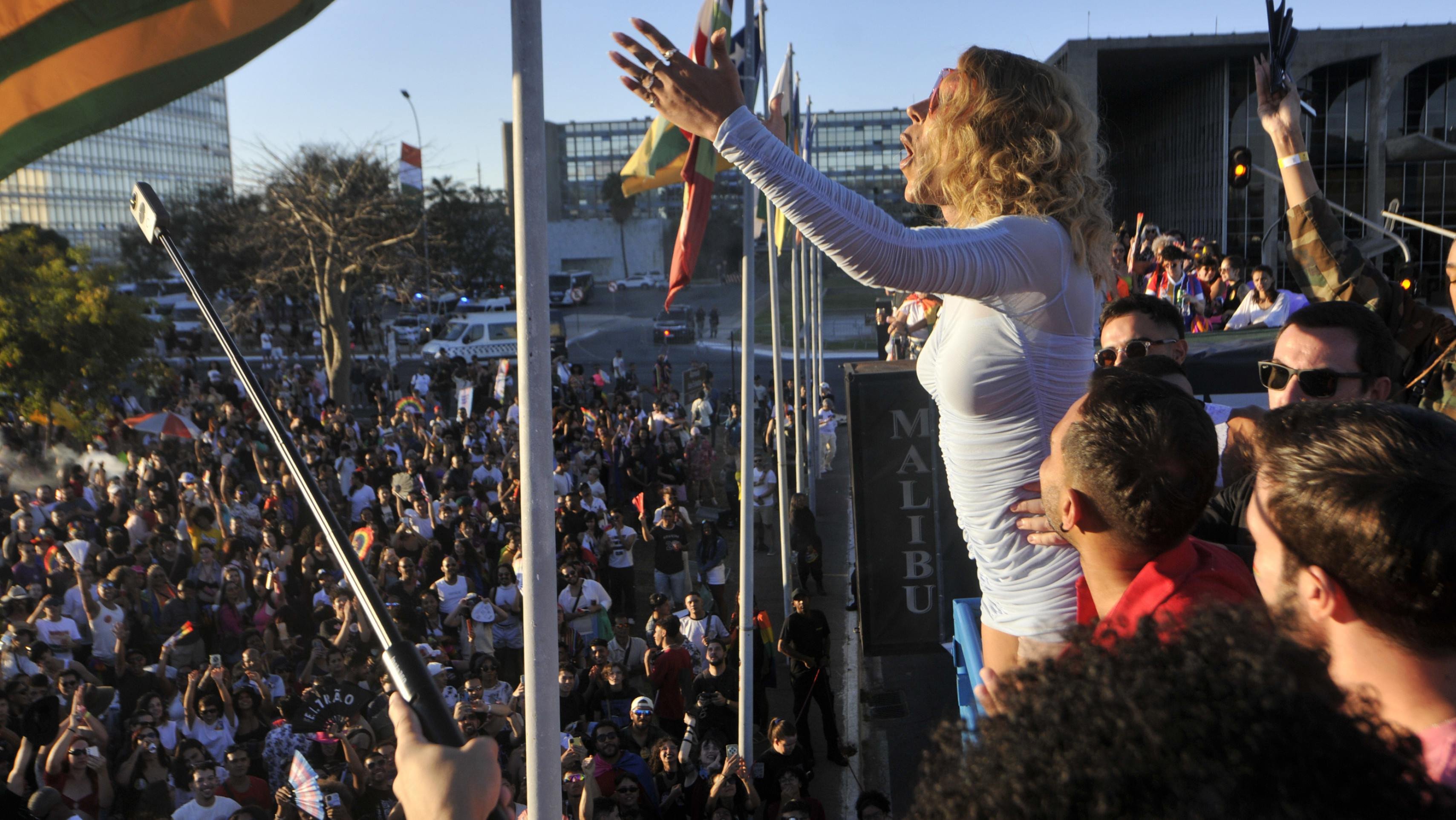  06/07/.2025 Ed Alves CB/DA Press. Cidades. Passeata LGBTQIA+ 2025 - Esplanada dos Ministerios. 