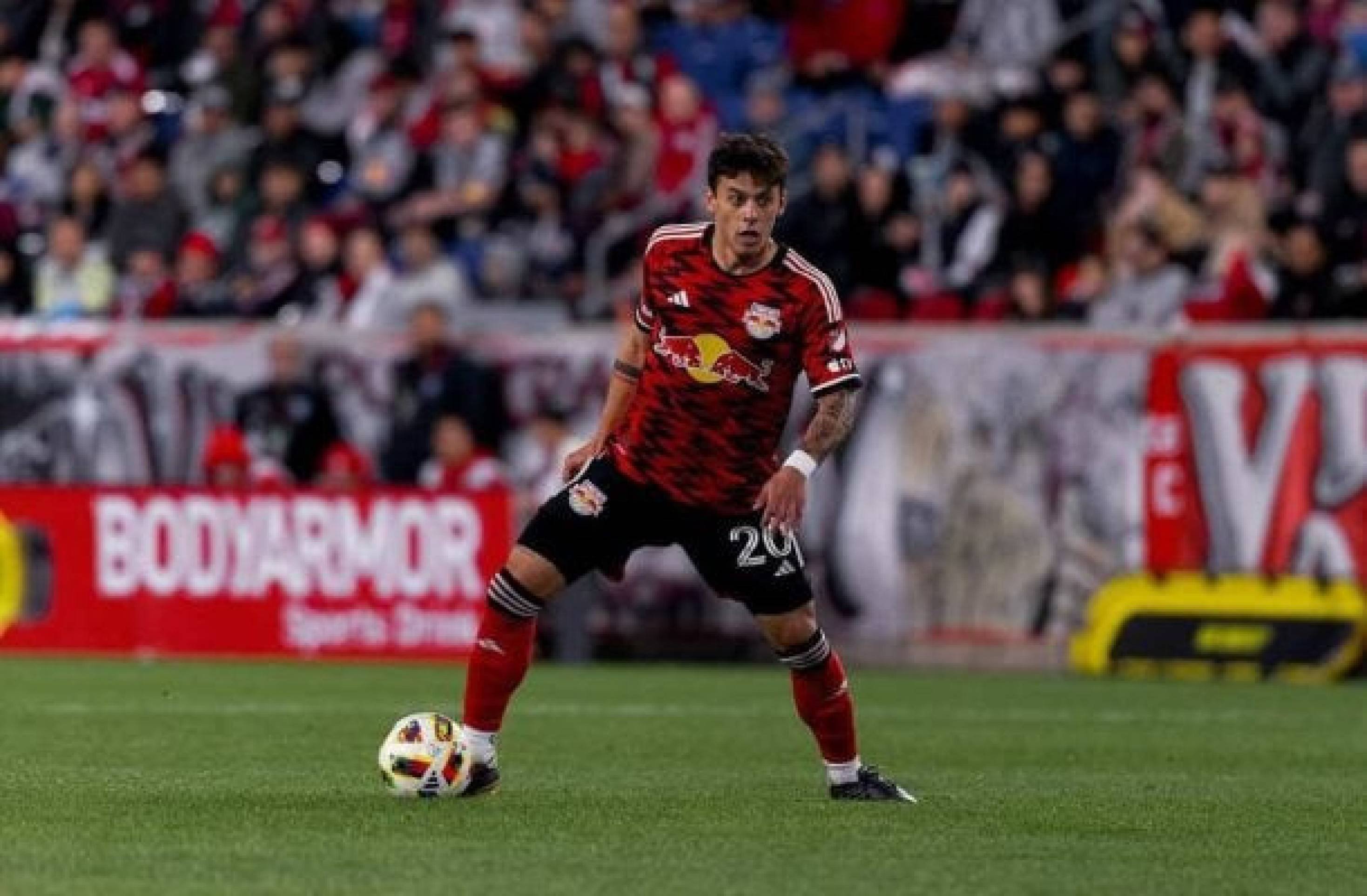 Felipe Carballo não se reapresenta ao Grêmio; saiba motivo