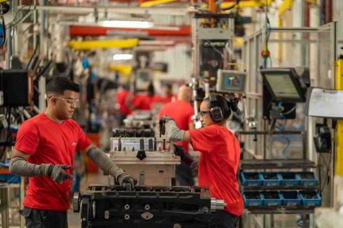 Entre os problemas estruturais estão demanda interna insuficiente e falta ou alto custo da mão de obra especializada
- (crédito: CNI/Divulgação) Entre os problemas estruturais estão demanda interna insuficiente e falta ou alto custo da mão de obra especializada
- (crédito: CNI/Divulgação)