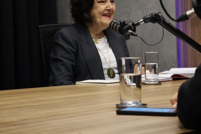  07/07/2025 Bruna Gaston CB/DA Press. Podcast do Correio Mercedes Urquiza. Na bancada Mariana Niederauer e Ronayre Nunes
      